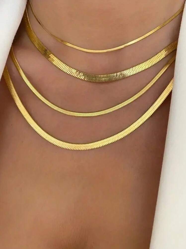 Collar Dorado Elegante